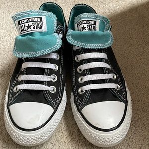 Women’s Converse All Stars size 7